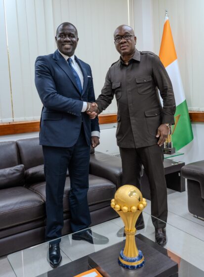 Séance de travail de l’Ambassadeur  avec Monsieur Yacine Idriss DIALLO, Président de la FIF, à Abidjan